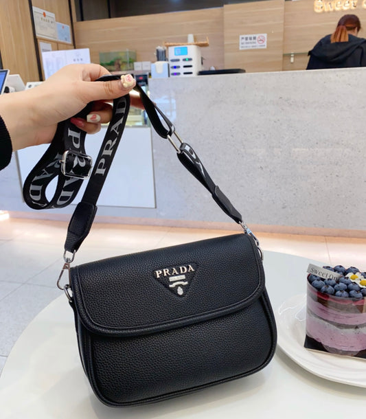 Rada Crossbody