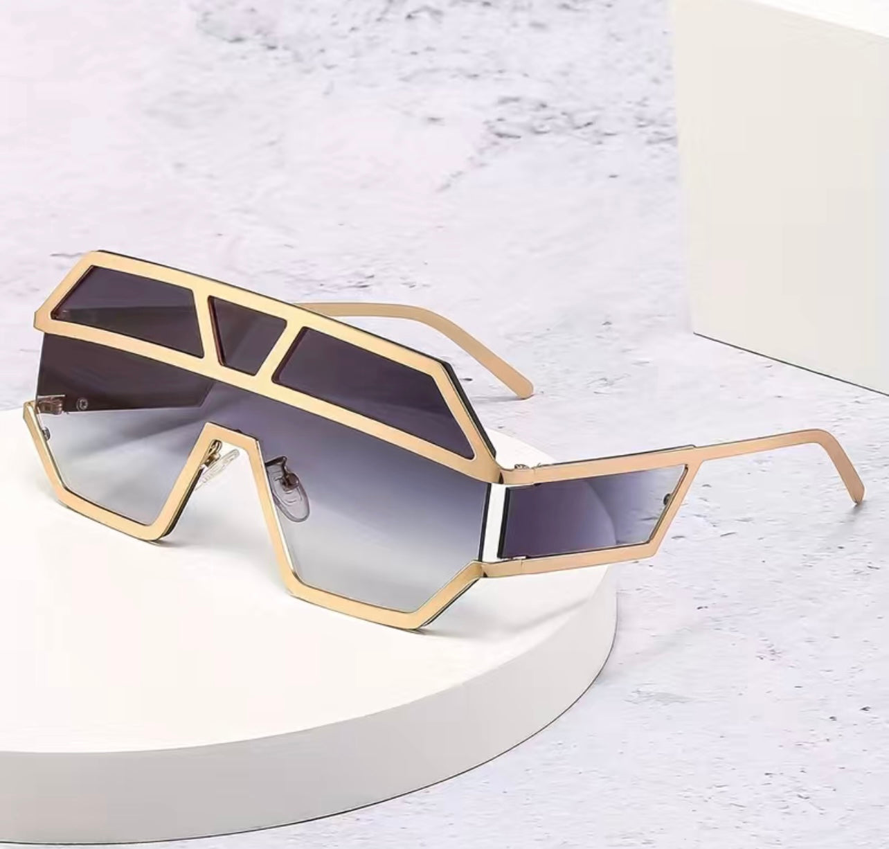 Trendy Fashion Sunglasses